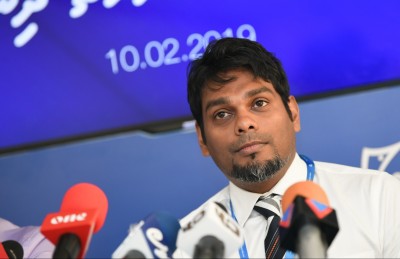 އުވާލީ މަސައްކަތެއް ނުކުރާ ކުންފުނިތައް: އަމްރު