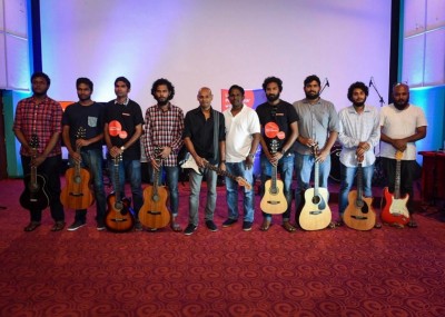 އުރީދޫ އާއި ފަސީ ގުޅިގެން "ލާން ޓު ޕްލޭ ގިޓާ ވިތު ފަސީ"ގެ ނަމުގައި ވާކްޝޮޕް ބާއްވައިފި