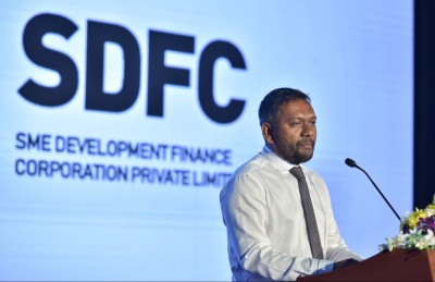 ކުދި ވިޔަފާރިތަކަށް ސަރުކާރު ޕްރޮޖެކްޓްތަކުގައި ފަސޭހައިން ބައިވެރިވެވޭނެ ނިޒާމެއް ގާއިމް ކުރާނަން: ފައްޔާޒު