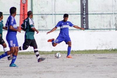 ޕީއާރްސީ ފުޓްބޯޅަ މުބާރާތުގެ ފައިނަލުގެ ފުރަތަމަ ޖާގަ މާފުށި ޕްރިޒަނަށް