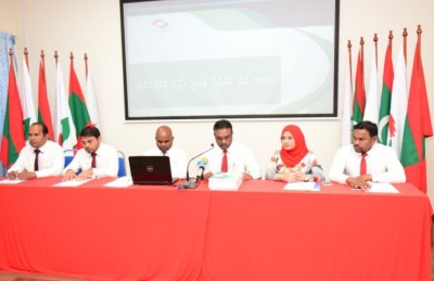 ފްލެޓާ ގުޅޭ ފޯނު ކޯލްތަކުގެ މައްސަލަ އޮތީ ސަމާލުކަމަށް އައިސްފައި: އޭސީސީ
