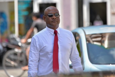 ސިފައިންގެ ވާޖިބަށް ހުރަސްއެޅި ކަމަށް ބުނެ އަރީފް ވެސް ފުލުސް އޮފީހަށް ހާޒިރުކުރީ
