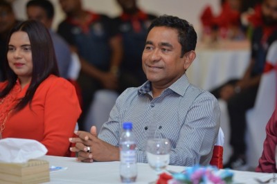 ރައީސް ޔާމީން އިސް ރަށްވެހިންނާ ބައްދަލުކުރެއްވުން ހޯމަ ދުވަހުގެ ރެއަށް ފަސްކޮށްފި