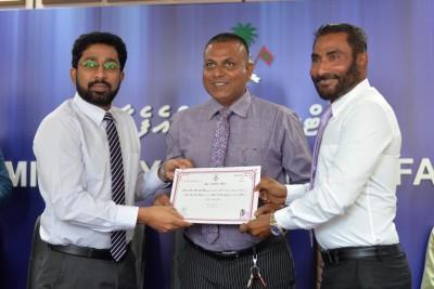 މަޝްރޫއުތައް ހިންގުމަށް ސަރުކާރުން 14 ކައުންސިލަކަށް ތިން މިލިއަން ރުފިޔާދީފި