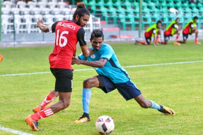 މުނޯޒްގެ ހެޓްރިކާއެކު މާޅޮހުން ގަދަ ހަތަރެއްގެ އުންމީދު އާ ކޮށްފި