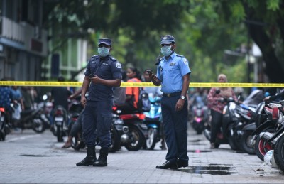 މާލޭގެ ފިހާރައެއް ފަޅާލައި ބައި ލައްކަ ރުފިޔާ ވަގަށް ނަގައިފި
