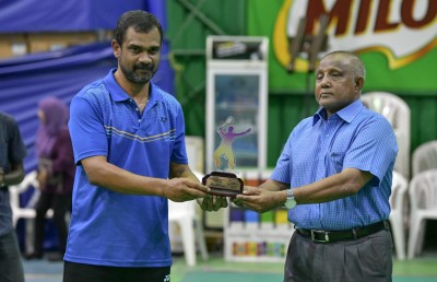އިންޑިއާގެ ޓޮސް އެކެޑަމީއާ ރާއްޖެ ގުޅާލަނީ