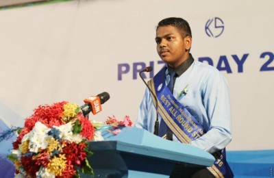 މި ދަރިވަރު ހިތްވަރު ނެރުނީ ބައްޕަ ހޯދި ކާމިޔާބީން!