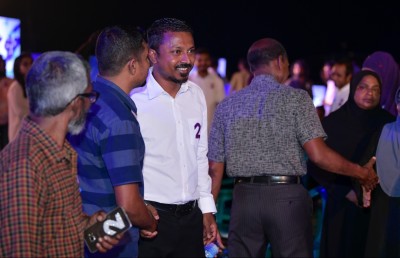 އަޅުގަނޑު ޖަވާބުދާރީވާން ޖެހޭ ސިޔާސީ ލީޑަރެއް، މަހުޖަނެއް ނުހުންނާނެ: އުޝާމް