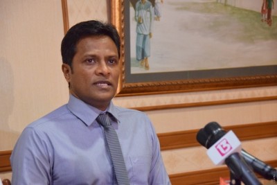 ރިޔާސީ އިންތިޚާބާ ގުޅޭ ގޮތުން އުމަރު ޖުމްހޫރީ ޕާޓީއާ މަޝްވަރާ ކުރައްވައިފި