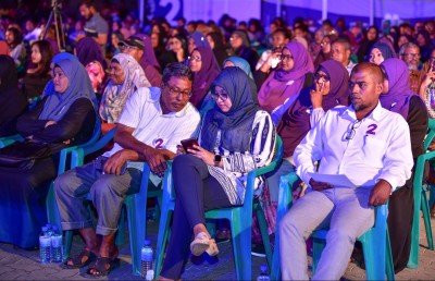 އަޅުގަނޑު ޖަވާބުދާރީވާން ޖެހޭ ސިޔާސީ ލީޑަރެއް، މަހުޖަނެއް ނުހުންނާނެ: އުޝާމް