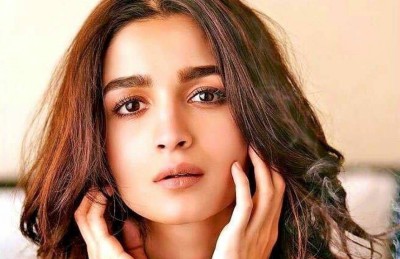 ޒުވާން އާލިއާ އެހެން ތަރިންނަށްވުރެ މާ ކުރީގައި