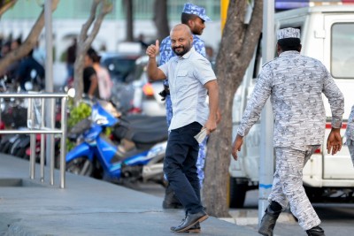 ދައުލަތުން އާ ލިޔުމެއް ހުށަހެޅުމުން ފާރިސްގެ އެދިވަޑައިގަތުމަކަށް ޝަރީއަތް ކެންސަލްކޮށްފި