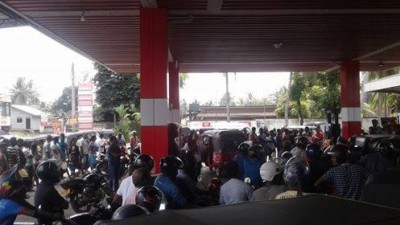 ލަންކާގައި ތެޔޮ ލިބުން ދަތިވެއްޖެ