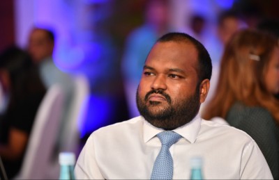 ޖޭޕީގެ ތެރެއަށް "ކަނޑުފޭރޭ" ބަޔަކު ވަދެއްޖެ: އަލީ ވަހީދު