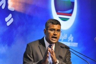 2.8 މިލިއަން ޕައުންޑަށް ކާނަލް ނަޝީދު ޔޫކޭ އިން ގެއެއް ބައްލަވައިގެންފި