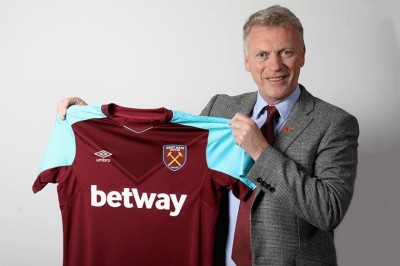 ވެސްޓް ހާމްގެ ކޯޗަކަށް މޮއިސް ހަމަޖައްސައިފި