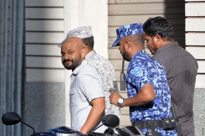 ދައުލަތުގެ ވަކީލު ރާއްޖޭގައި ނެތުމުން ފާރިސްގެ އަޑުއެހުން ކެންސަލްކޮށްފި