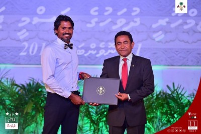 ކުޅިވަރުގެ ދާއިރާއިން ހިތްވަރުދިނުމުގެ އިނާމު ގައްބެ، ރެފްރީ ސަލީމް، ރިޝްމާ އަދި އައްލޯއަށް