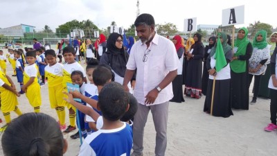 މޭނާ ސްކޫލްގެ ގްރޭޑް ތިނަކުން ދަށުގެ ހުރިހާ ކުދިން ބައިވެރިކޮށްގެން ފުޓްބޯލް ފިއެސްޓާއެއް ބާއްވައިފި