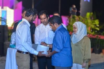 އެމްޓީސީސީ އަށް ދެ ޓަވަރު އަޅައިދޭނެ ބަޔަކު ހޯދަން އިއުލާންކޮށްފި