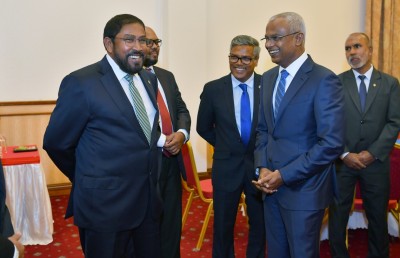 ގާސިމަކީ ސިޔާސީ އެންމެ ތަޖުރިބާކާރު އެއް ބޭފުޅާ، ކޯލިޝަނުން ނުނިކުންނަވާނެ: ރައީސް