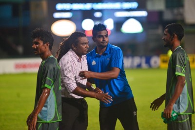 ސުޒޭންގެ ތައުރީފު ސޮބާއަށް: ތިއީ އާ ކޯޗުންނަށް ނަމޫނާއެއް