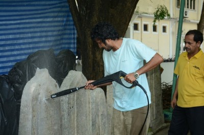 ދިވެހި ތާރީހު ހިމާޔަތް ކުރުމަށް މަރުދޭ ޒުވާނެއް!