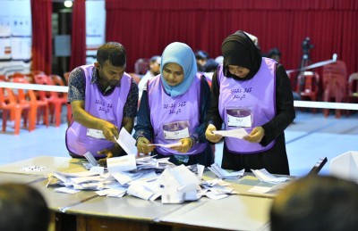 ކޮރަޕްޝަން ހާމަކުރޭ، ފިޔަވަޅު އަޅަން ކެރޭނެ: ރައީސް
