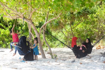 ކަނބަލުންނަކީ ފިރިހެނުންނާ ހަވާލުކުރެވިފައިވާ އަމާނާތެއް: ޚުތުބާ