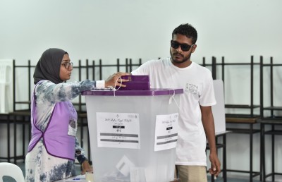 އަލަށް ވޯޓުލެވޭ 3،059 ޒުވާނުން، އުންމީދުން ފުރިފައި
