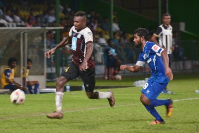 އެފްއޭ ކަޕް ކުއާޓާގައި އީގްލްސްއާއި ނިއުގެ ކުރިމަތިލުމެއް