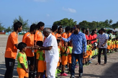 ހެނބަދޫ އަތުން ބަލިވެ، ކުޑަފަރީއަށް ގޯސް ފެށުމެއް