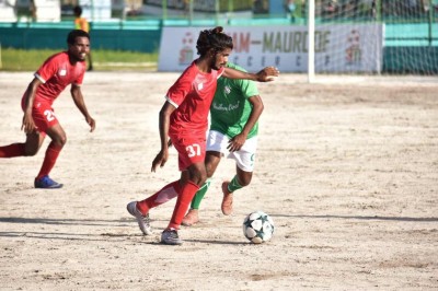 ކުއާޓާއަށް ދަތުރުކުރި ޓީމުތައް ކަށަވަރުވެއްޖެ