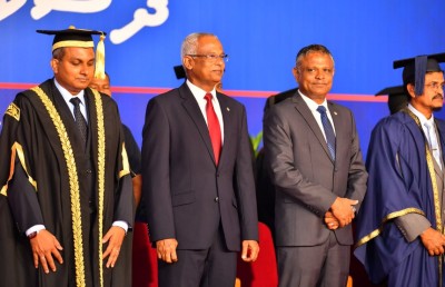 ނެތިގެން މިއުޅެނީ އިލްމާ އެއްވަރަށް ހިކުމަތްތެރިކަމާ އެކު ކަންކުރާނެ މީހުން: ރައީސް