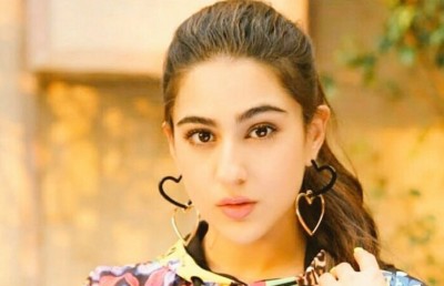 ސާރާ އަލީ ހާން ހެލްމެޓް ނާޅައި ސައިކަލް ދުއްވި ކަމަށް ބުނާ މައްސަލައެއް ފުލުހުންނަށް ހުށަހަޅައިފި