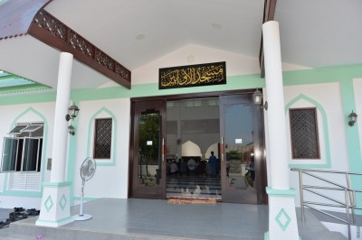 މިސްކިތު މަސައްކަތު މީހުންނަށް އޮފް ދުވަސް ނުދޭތީ ކަންބޮޑުވުން!