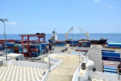 އެމްޕީއެލްއިން ހެދި ޕޮލިސީއަކާ ޚިލާފަށް ރިޓަޔާކުރި މީހަކަށް ވަޒީފާ ދޭން ޖެހިއްޖެ