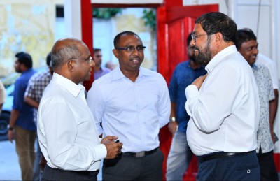 މިހާރު ހުރި ކޮމިޝަންތައް ވަރުގަދަކުރުން މާ ރަނގަޅު: އާޒިމް