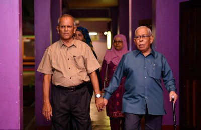 ސޯދިގުގެ ބަޔޯގްރަފީ ފޮތް ނެރެފި