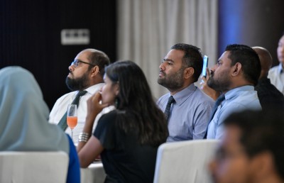 ޓޫރިޒަމް އިންޑަސްޓްރީން ފުލުހުންނަށް އިތުބާރު ކުރޭ: ނަވީން