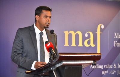 ކޮމިޝަންތަކުގެ މެމްބަރުންގެ އާއިލާތަކުގެ މާލީ ހިސާބު ހުށަހަޅަން ޖެހޭ ގޮތް ހަދަނީ