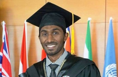 ލިމްކޮކްވިންގް ޔުނިވާސިޓީގެ އެންމެ ޝަރަފްވެރި އެވޯޑް ދިވެހި ދަރިވަރަކަށް