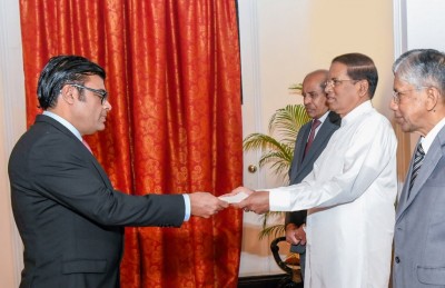 ދިވެއްސަކަށް އަނިޔާވި ކަމުގެ ރިޕޯޓެއް ނެތް، ގާތުން އެބަ ބަލަން: ސަފީރު