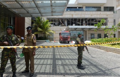 ސިނަމަން އާއި ޝަންގްރިއްލާގައި ޖާނުންފިދާވުމުގެ ހަމަލާ ދިނީ ދެބެއިން
