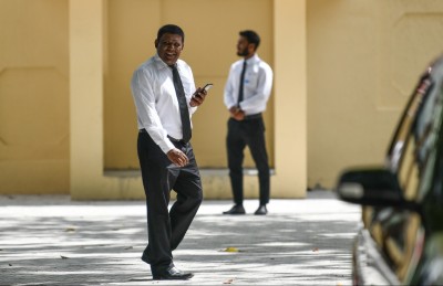 ކުރީގެ މެމްބަރުންނަށް ޑިޕްލޮމެޓިކް ޕާސްޕޯޓާއި ވީއައިޕީގެ ޚިދުމަތް ދޭން ހުށަހަޅައިފި