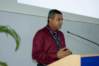 ޔުނިވަސިޓީއާ ގުޅޭ ދަރިވަރުން މުޖުތަމައުގައި ތަފާތު ދައްކައިދޭނެ: ޑރ. އަލީ ފަވާޒު