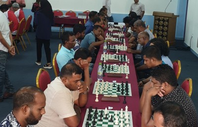 ރެޕިޑް ޗެސް މުބާރާތުގެ ތަށި ޗެސް މޭޓްސް އަށް