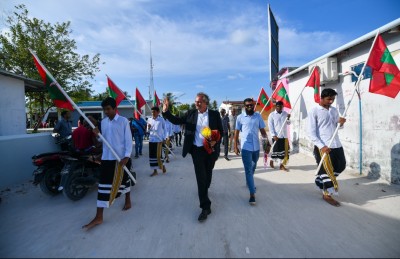 މިހާރު އެވޯޑްސް އިން ތުލުސްދުއަށް ކުލަގަދަ ހަވީރެއް