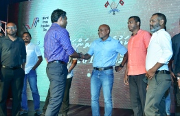 ބްރޯޑްކޮމް އަށް ބޮޑު ބަޖެޓް، އެމްއެމްސީގެ ހާލަތު ދަށް: ހިދާޔަތުﷲ